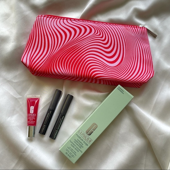 Clinique Other - (+FREE GIFT) Clinique Moisture Surge Concentrate